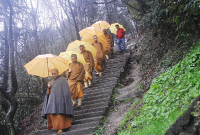 http://old.buddhism.org.hk/upload/editorfiles/2009.1.1_0.24.51_3009.JPG