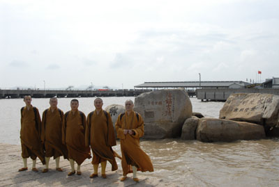 http://old.buddhism.org.hk/upload/editorfiles/2008.12.31_20.22.13_2990.JPG
