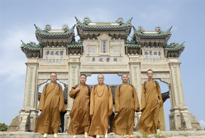 http://old.buddhism.org.hk/upload/editorfiles/2008.12.31_20.21.49_6912.JPG