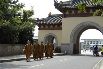http://old.buddhism.org.hk/upload/editorfiles/2008.12.31_20.21.29_2772.JPG