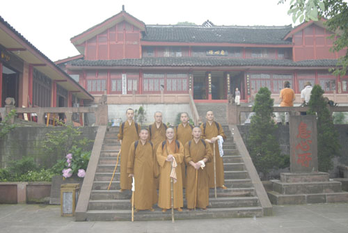 http://old.buddhism.org.hk/upload/editorfiles/2008.12.31_22.27.32_1651.JPG