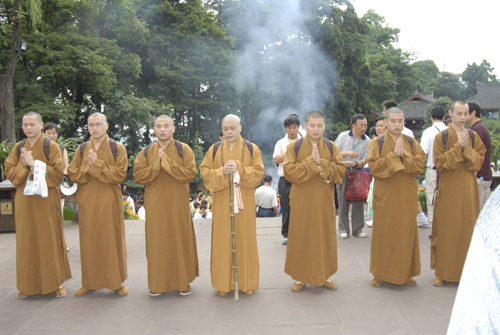 http://old.buddhism.org.hk/upload/editorfiles/2008.12.31_22.28.51_6038.JPG