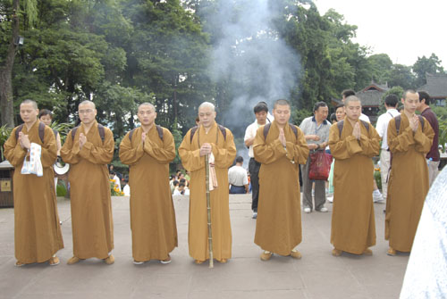 http://old.buddhism.org.hk/upload/editorfiles/2008.12.31_22.28.51_6038.JPG