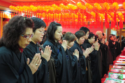 http://old.buddhism.org.hk/upload/editorfiles/2009.1.29_14.35.0_9452.JPG