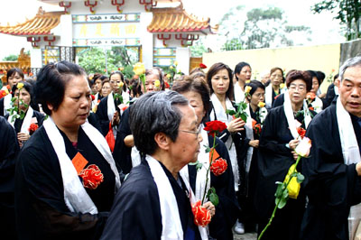 http://www.buddhism.org.hk/upload/editorfiles/2009.2.10_23.5.30_4714.jpg