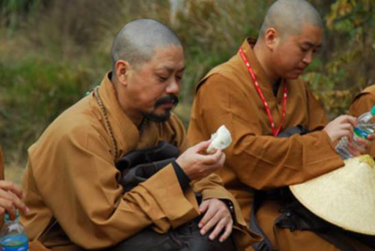 http://old.buddhism.org.hk/upload/editorfiles/2009.2.24_1.13.40_7523.JPG
