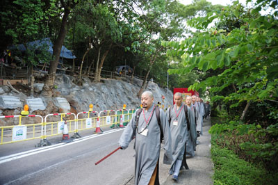 http://old.buddhism.org.hk/upload/editorfiles/2009.12.5_9.47.39_8199.JPG